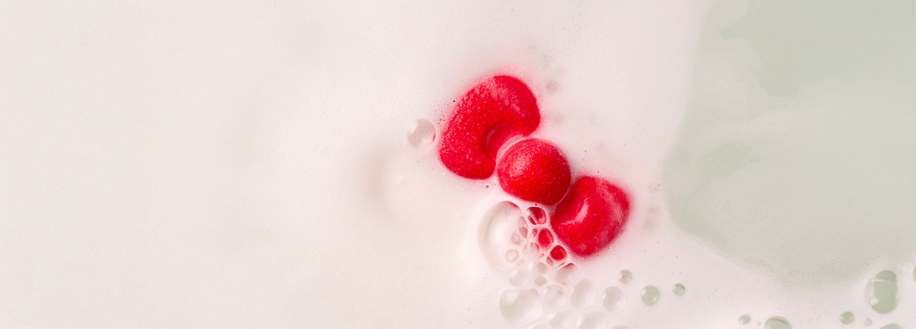 Lush × Hello Kitty And Friends