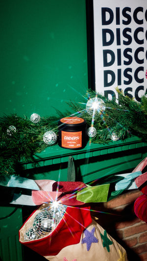 01_cinders_scented_candle_christmas_2026_30