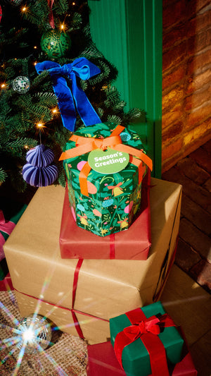 01_season's_greetings_gift_christmas_2026_61