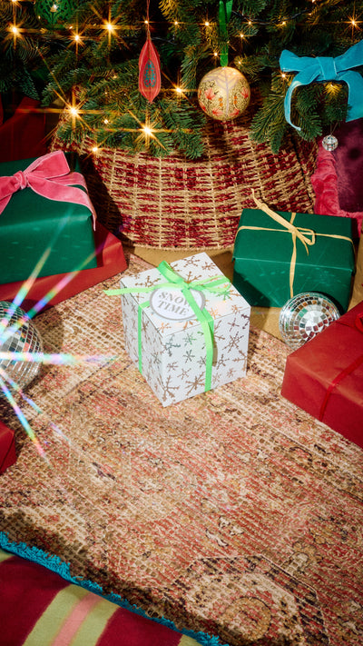 01_snow_time_gift_christmas_2026_133
