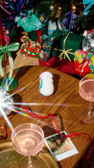 01_snowman_dreaming_bath_bomb_christmas_2026_61