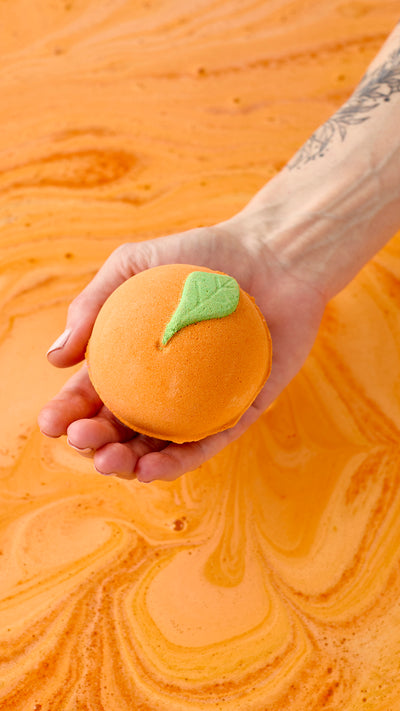 01_we_put_the_whole_fruit_in_bath_bomb_wbbd_hero_2026_8