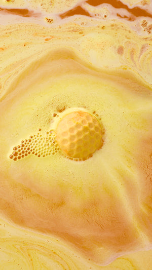 02_sweet_as_honey_bath_bomb_wbbd_hero_2026_9 (1)