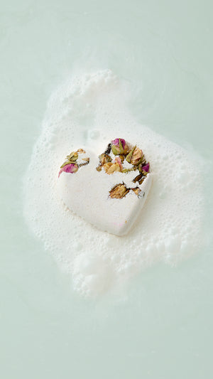 02_tisty_tosty_bath_bomb_wbbd_hero_2026_5