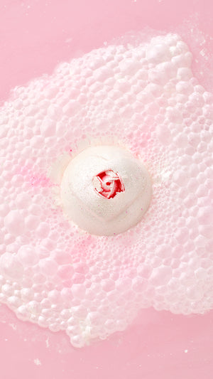 02_wedding_bomb_bath_bomb_wbbd_hero_2026_9