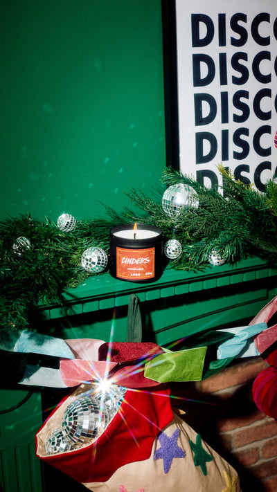03_cinders_scented_candle_christmas_2026_32