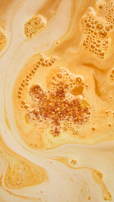 03_gingerbread_sparkle_bath_bomb_hero_2026_ 5