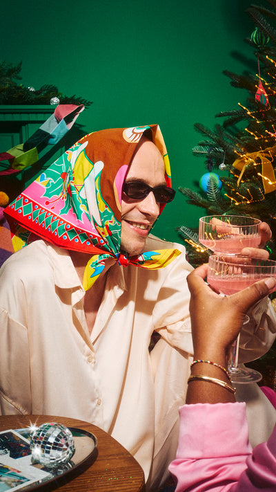 03_its_christmas_deer_knot_wrap_christmas_model_hero_2026 7