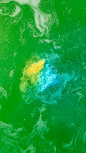 03_salt_water_soother_epsom_salt_cube_bath_bomb_wbbd_hero_2026_13