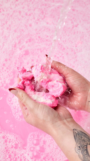 03_snow_fairy_roll_bubble_bar_hero_christmas_2025_346