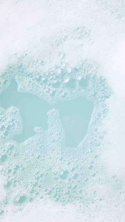 04_arctic_fox_bubble_bar_hero_bath_art_christmas_2026 13