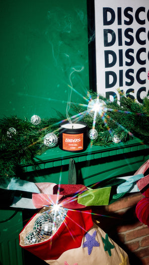 04_cinders_scented_candle_christmas_2026_33