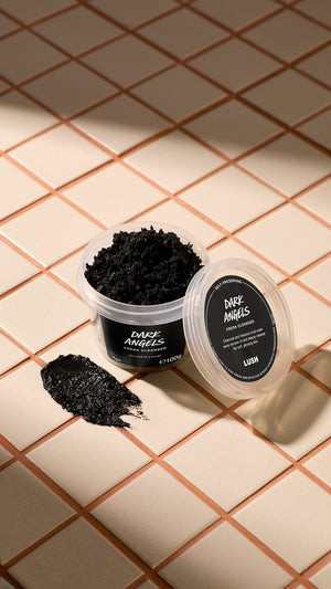 04_dark_angels_fresh_cleanser_summer_fresh_product_hero_lifestyle_2026