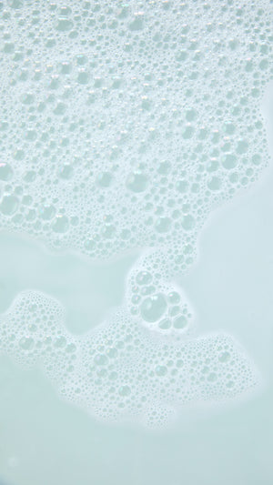 05_christmas_reath_bubble_bar_hero_2026_ 15