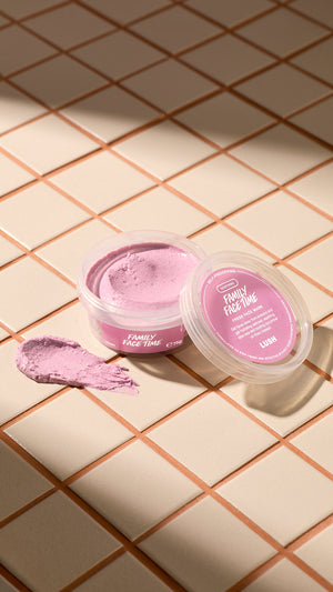 05_family_face_time_fresh_face_mask_summer_fresh_product_hero_lifestyle_2026