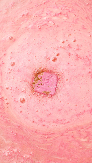 2_kochi_bath_bomb_white_day_hero_2026_253