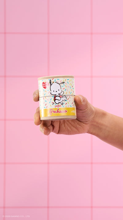 2_pochacco_dusting_powder_lush_x_hello_kitty_model_hero_2026  34