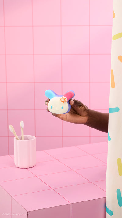 2_u.sa.ha.na_bath_bomb_lush_x_hello_kitty_model_hero_2026  10