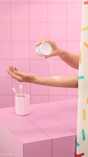 3_pochacco_dusting_powder_lush_x_hello_kitty_model_hero_2026  37