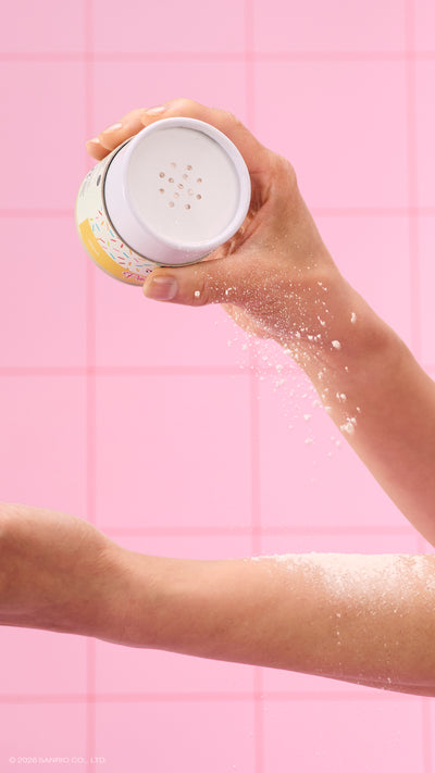 4_pochacco_dusting_powder_lush_x_hello_kitty_model_hero_2026  41