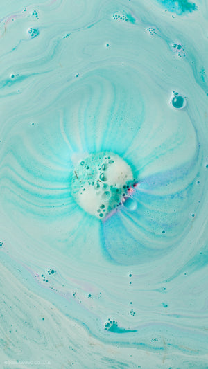 5_hangyodon_bath_bomb_lush_x_hello_kitty_bath_art_hero_2026 79