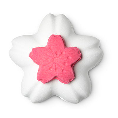 blooming-cherry-blossoms-bath-bomb-badebomben