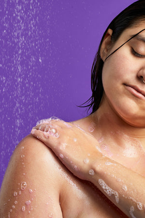 Shower-2024-The-Comforter-Shower-Gel-Hero- 4 (1)