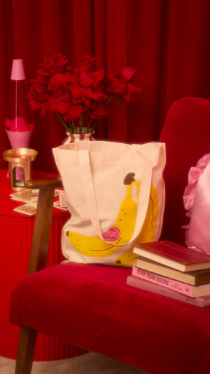 banana_fruit_tote_bag_lush_2025_08