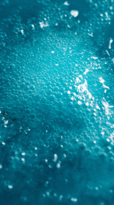 big-blue-bath-bomb-badebomben