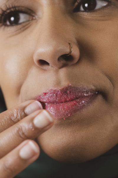 cherry-lip-scrub-lippen-balsam-&-peeling