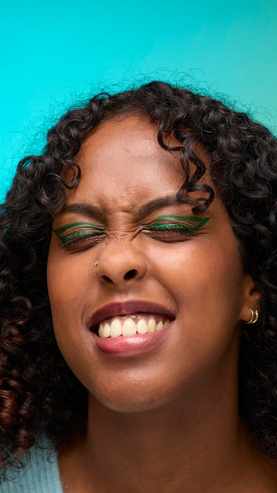 courage-eyeliner-make-up