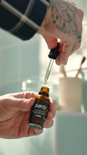 dirty-hair-and-beard-oil-