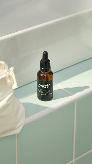 dirty-hair-and-beard-oil-