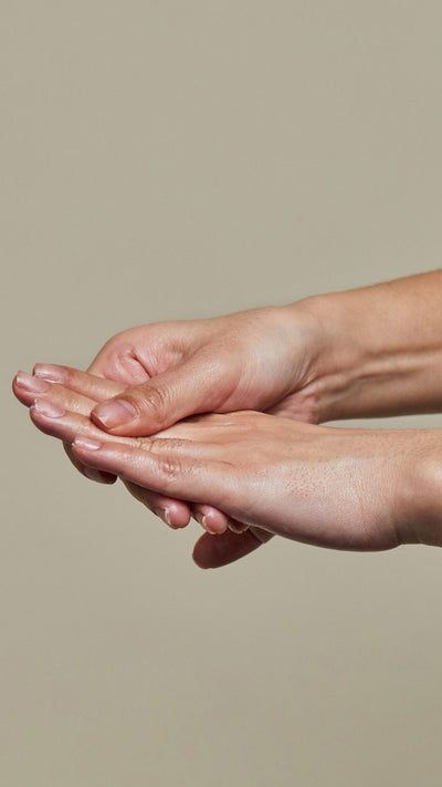 handy-gurugu-hand-cream-hände