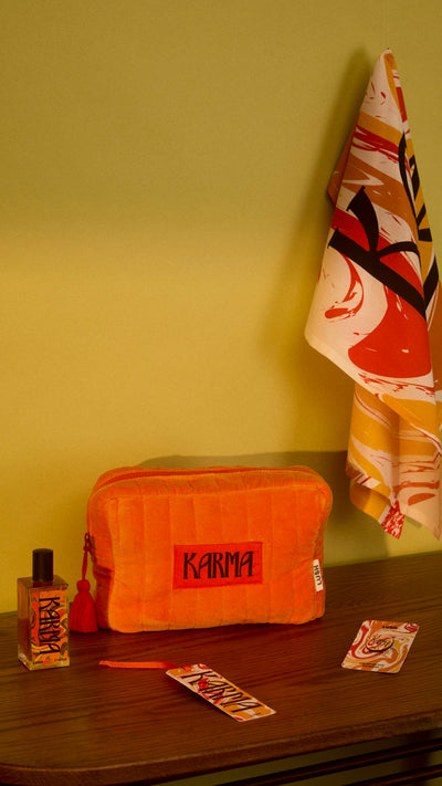 karma-pouch-make-up