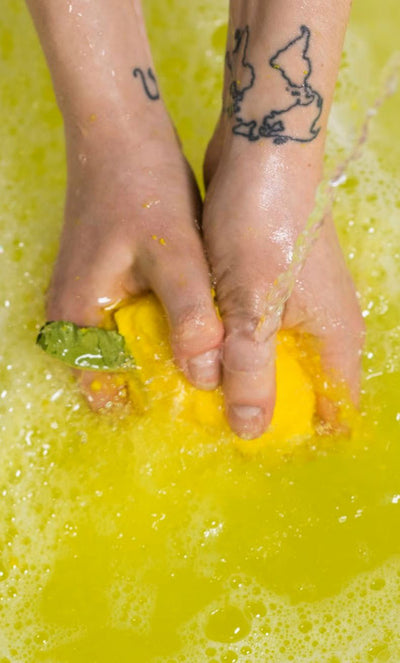lemon-crumble-bubble-bar-schaumbäder
