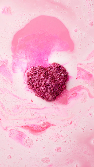 life-in-rosy-light-bath-bomb-badebomben