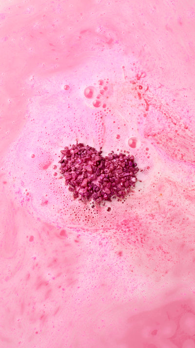 life-in-rosy-light-bath-bomb-badebomben