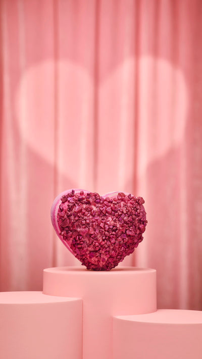 life-in-rosy-light-bath-bomb-badebomben