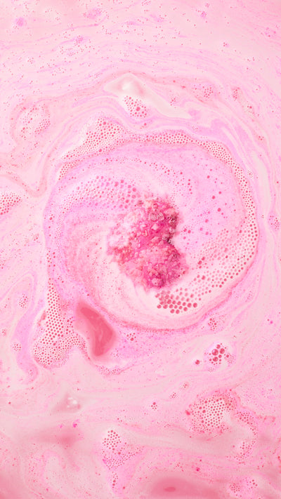 life-in-rosy-light-bath-bomb-badebomben