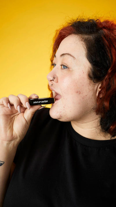 lush-lip-butter-lippen-balsam-&-peeling