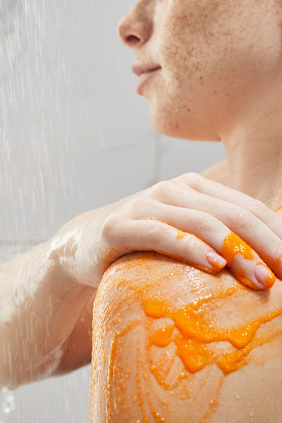 orange-body-scrub-körper-peeling-&-masken