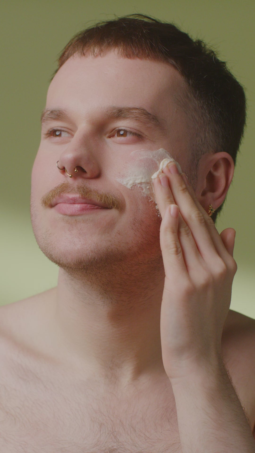 happy-skin-facial-scrub-reiniger