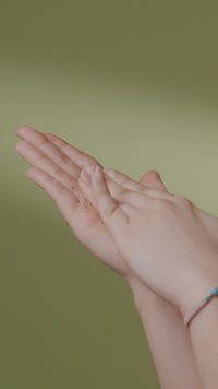 roll-in-the-nettles-cleanser-reiniger