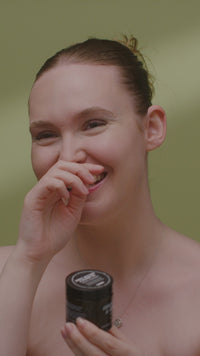 honey,-beeswax-&-almond-oil-cleanser-reiniger