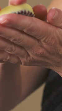 wiccy-magic-muscles-massage-bar-massage