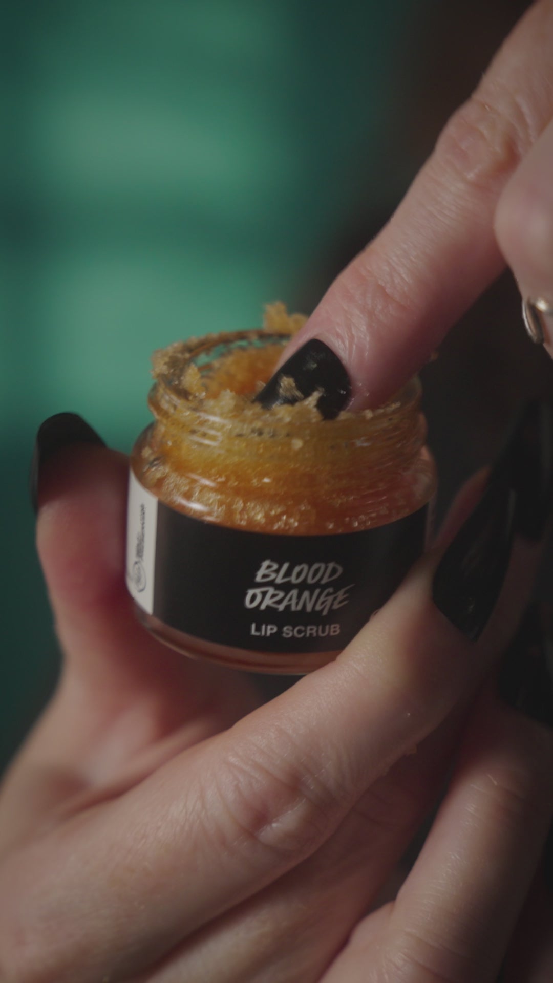 blood-orange-lippen-balsam-&-peeling