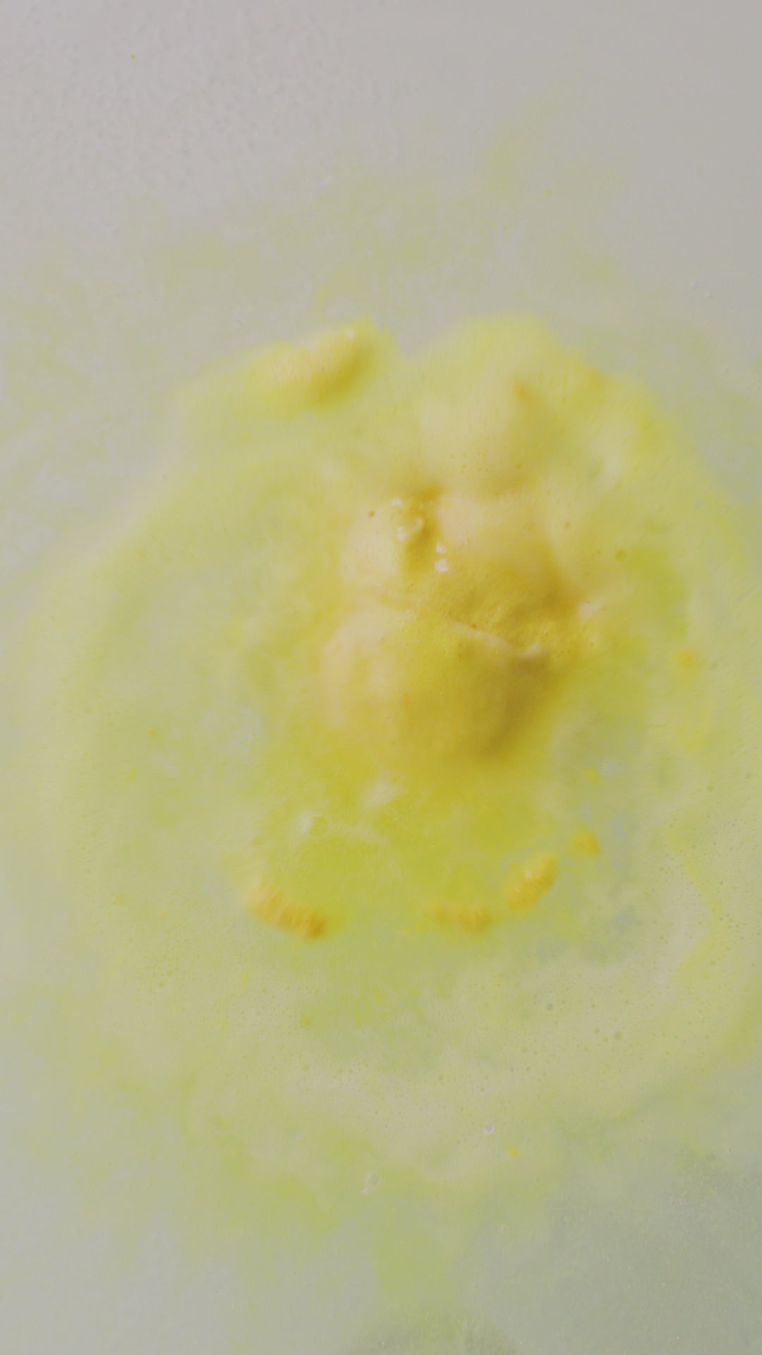 sweet_as_honey_bomb_bath_bomb_1080x1920