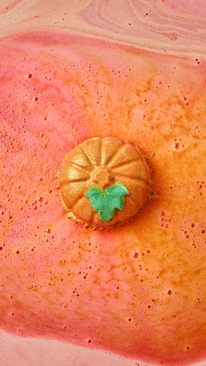 sparkly_pumpkin_bath_bomb_hero_2026_ 5__autumn_gourmand_