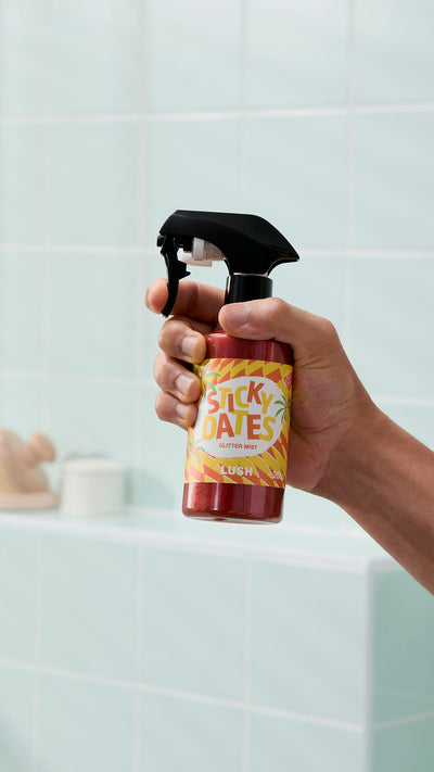 sticky-dates-glitter-mist-spray-